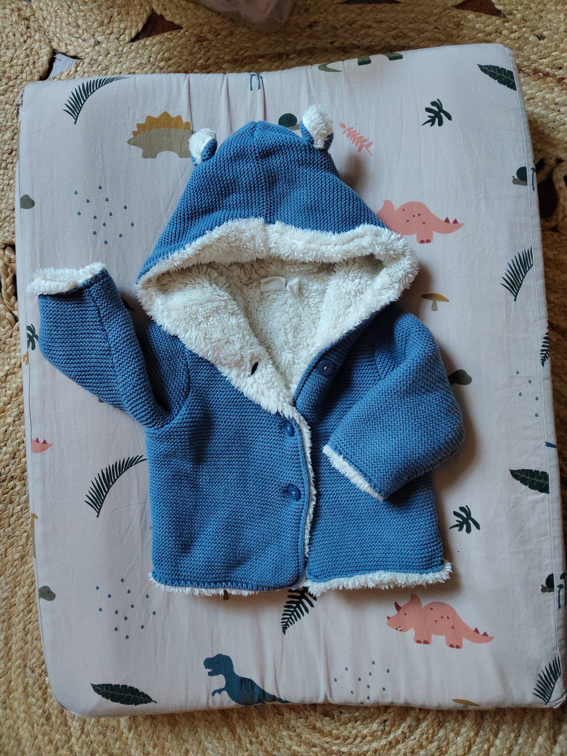 Superflauschige Strickjacke